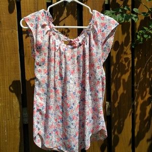 Lauren Conrad floral flowy blose